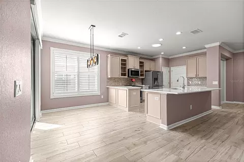 Kitchen - 9256 SW 66th Loop, Ocala, FL 34481 photo 1 of 5