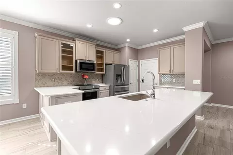 Kitchen - 9256 SW 66th Loop, Ocala, FL 34481 photo 2 of 5