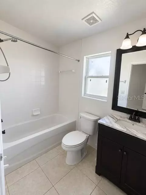 Bath - 61 Walnut Dr, Ocala, FL 34480 photo 2 of 2