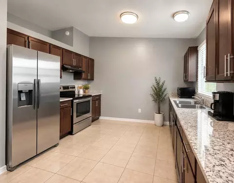 Kitchen - 61 Walnut Dr, Ocala, FL 34480 photo 1 of 1