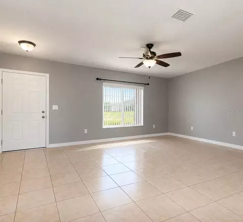 Living - 61 Walnut Dr, Ocala, FL 34480 photo 1 of 2
