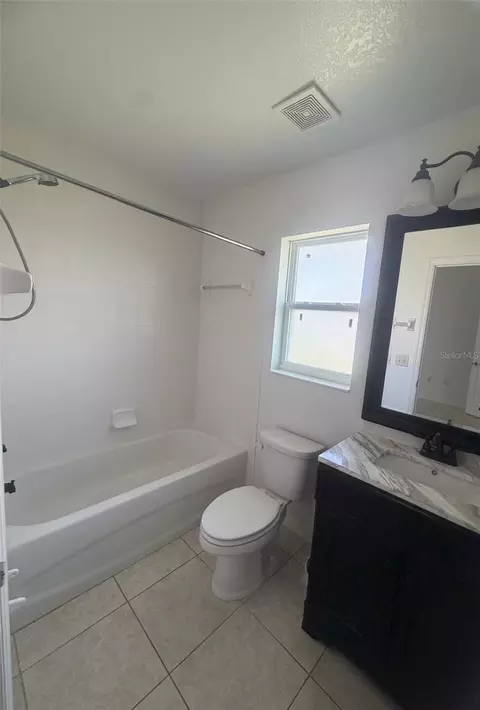 Bath - 61 Walnut Dr, Ocala, FL 34480 photo 2 of 2