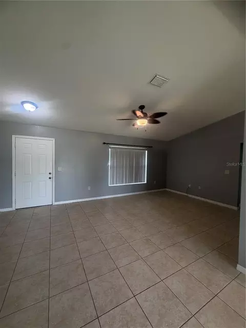 Living - 61 Walnut Dr, Ocala, FL 34480 photo 1 of 2