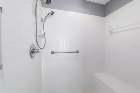 Bath - 8125 SW 81st Loop, Ocala, FL 34476 photo 2 of 3