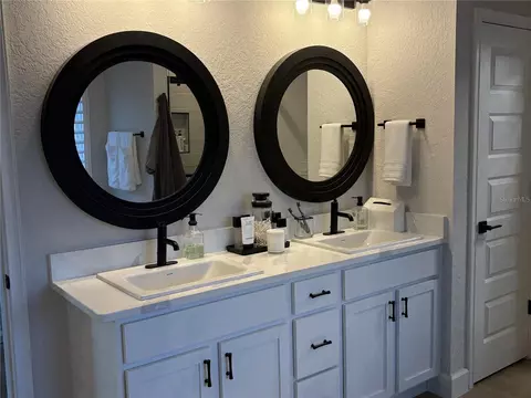 Bath - 3957 SW 113th Pl, Ocala, FL 34476 photo 2 of 5