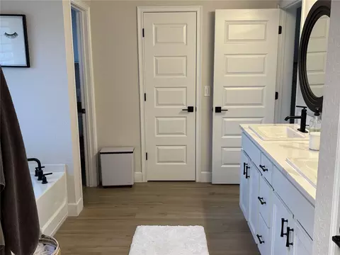 Bath - 3957 SW 113th Pl, Ocala, FL 34476 photo 3 of 5