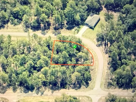 6684 N Waterman Dr, Dunnellon, FL 34433