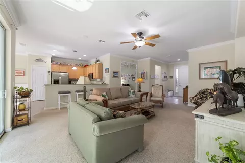 Living - 9419 SW 66th Loop, Ocala, FL 34481 photo 4 of 5