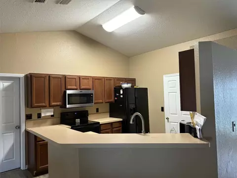 Kitchen - 18 Pine Course Loop, Ocala, FL 34472 photo 1 of 3