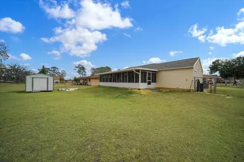 Exterior - 544 Silver Course Ct, Ocala, FL 34472 photo 4 of 6