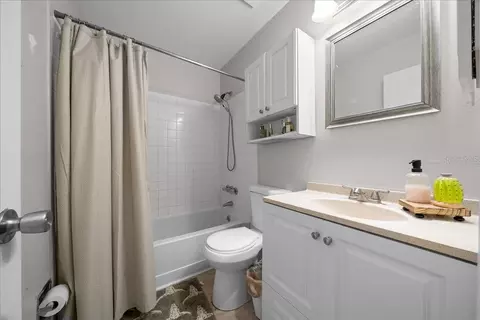 Bath - 544 Silver Course Ct, Ocala, FL 34472 photo 1 of 1
