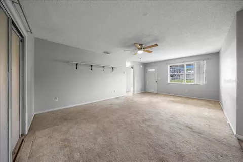 Living - 544 Silver Course Ct, Ocala, FL 34472 photo 3 of 6