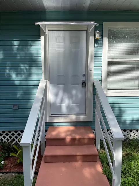 2211 SW 1st St, Ocala, FL 34475