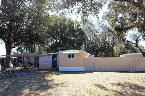 18664 SE 21st Pl, Silver Springs, FL 34488