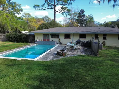 Exterior - 1324 SE 33rd Ter, Ocala, FL 34471 photo 6 of 6