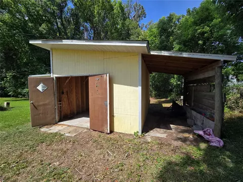 Exterior - 1324 SE 33rd Ter, Ocala, FL 34471 photo 4 of 6