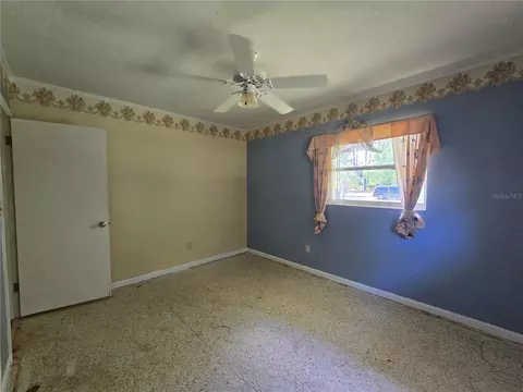 Bedroom - 1324 SE 33rd Ter, Ocala, FL 34471 photo 4 of 6