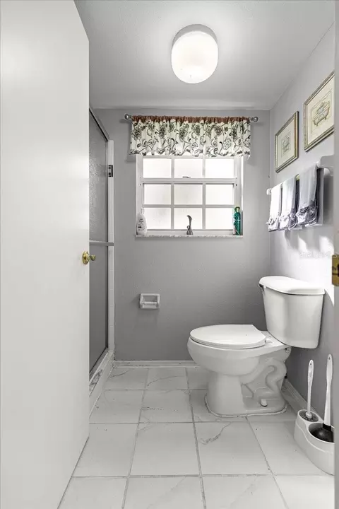 Bath - 7885 Midway Drive Ter #E101, Ocala, FL 34472 photo 3 of 5