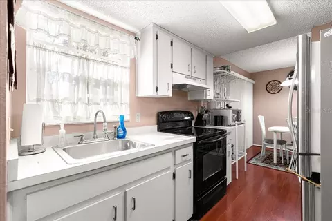 Kitchen - 7885 Midway Drive Ter #E101, Ocala, FL 34472 photo 2 of 3
