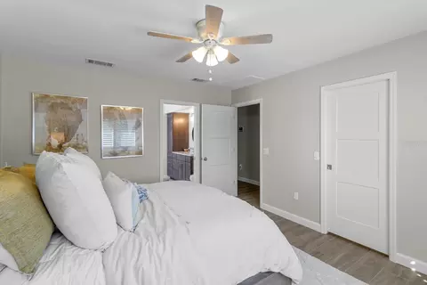 Bedroom - 7305 Tropical Dr, Weeki Wachee, FL 34607 photo 2 of 6