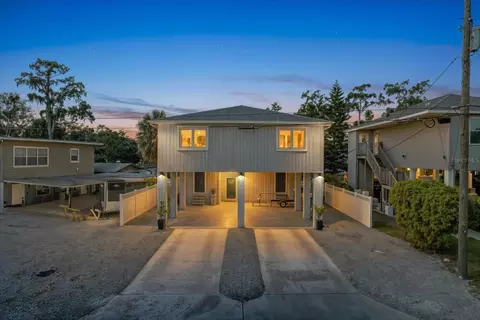 7305 Tropical Dr, Weeki Wachee, FL 34607