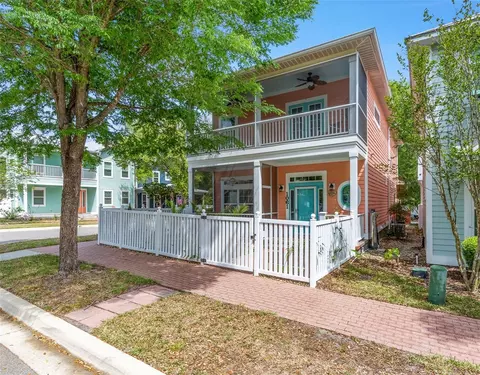 1061 NW 50th Ter, Gainesville, FL 32605