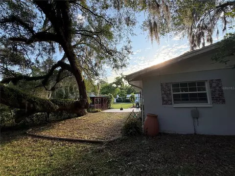Exterior - 20934 Third Ave, Dunnellon, FL 34431 photo 10 of 13