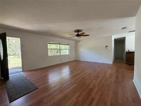 Living - 20934 Third Ave, Dunnellon, FL 34431 photo 2 of 2