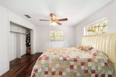 Bedroom - 20934 Third Ave, Dunnellon, FL 34431 photo 1 of 5