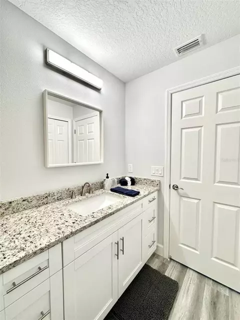 Bath - 2409 SW 156th Loop, Ocala, FL 34473 photo 3 of 8