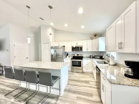 Kitchen - 2409 SW 156th Loop, Ocala, FL 34473 photo 3 of 7