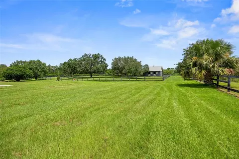 Exterior - 25 SE 69th Pl, Ocala, FL 34480 photo 8 of 9