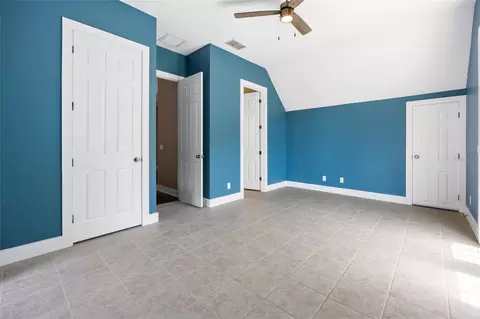 Bedroom - 25 SE 69th Pl, Ocala, FL 34480 photo 3 of 7