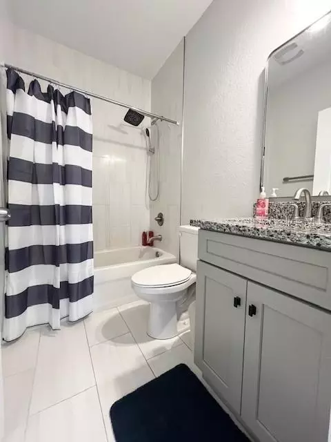 Bath - 900 NE 150th Ct, Williston, FL 32696 photo 7 of 7