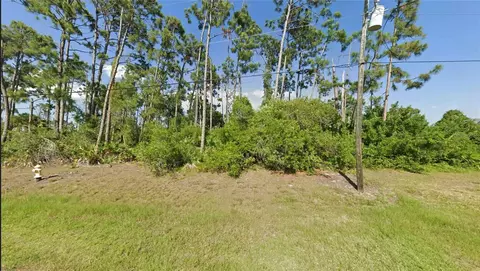 127 Hobo Rd, Rotonda West, FL 33947