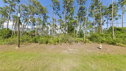 129 Hobo Rd, Rotonda West, FL 33947
