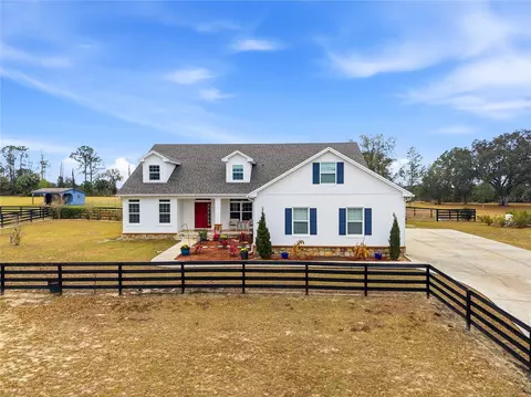 5608 Strong Pt, Weirsdale, FL 32195