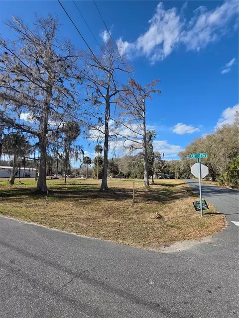 tbd Cr 426, Lake Panasoffkee, FL 33538
