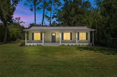 451 NE 11th St, Crystal River, FL 34428