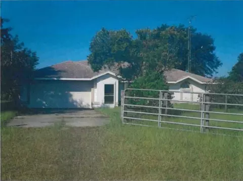 9150 SE 170th Avenue Rd, Ocklawaha, FL 32179