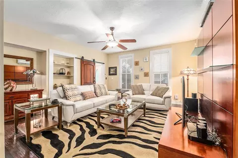 Living - 44 SE 9th Ter, Ocala, FL 34471 photo 1 of 2