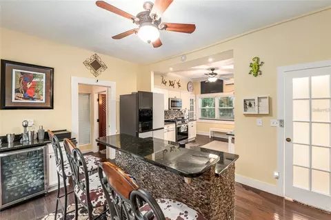 Kitchen - 44 SE 9th Ter, Ocala, FL 34471 photo 3 of 9