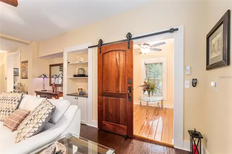 Entry Way - 44 SE 9th Ter, Ocala, FL 34471 photo 6 of 11