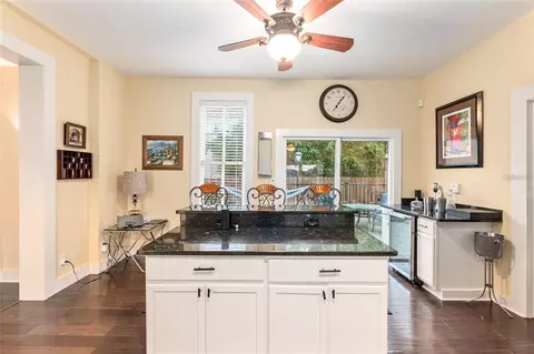 Kitchen - 44 SE 9th Ter, Ocala, FL 34471 photo 2 of 9