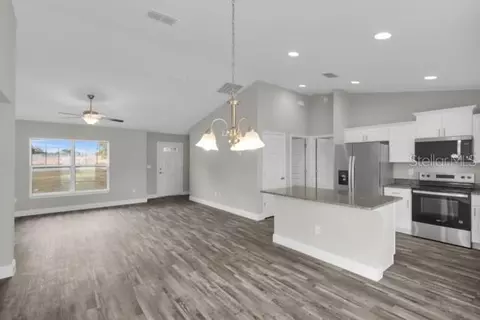 Entry Way - 25 Locust Loop Ln, Ocala, FL 34472 photo 2 of 2