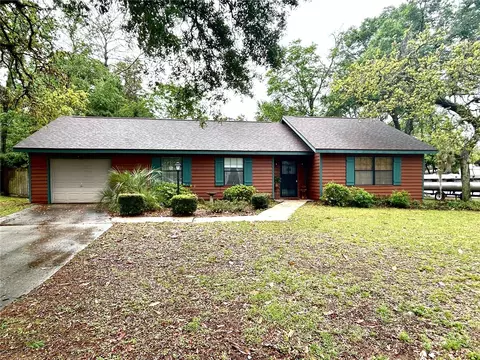 2560 NE 46 Ln, Ocala, FL 34479