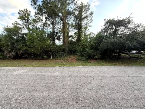 8010 Memory Cir, Labelle, FL 33935 photo 4