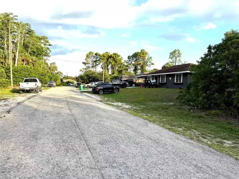 8010 Memory Cir, Labelle, FL 33935 photo 3