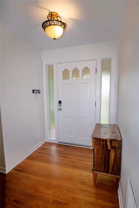 Entry Way - 2910 SW 1st Ave, Gainesville, FL 32607 photo 1 of 3