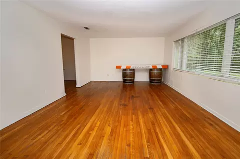 Living - 2910 SW 1st Ave, Gainesville, FL 32607 photo 2 of 5